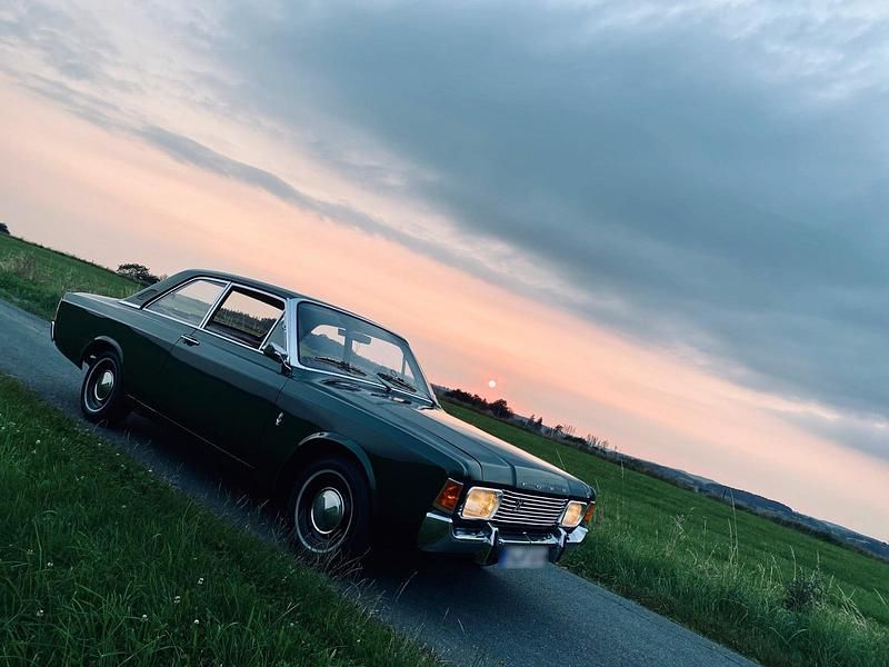 Gebraucht Ford 17M 75 PS (55 kW) 1972 Grün Limousine