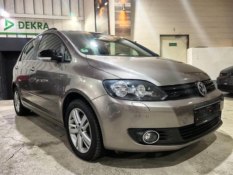 Gebraucht VW Golf Plus Cross 122 PS (89 kW) 2013 Braun Van / Kleinbus