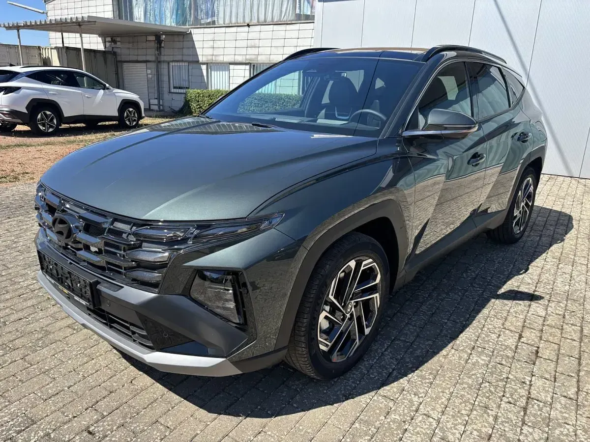 Neu Hyundai Tucson Prime 150 PS (110 kW) 2026 Cypress green SUV