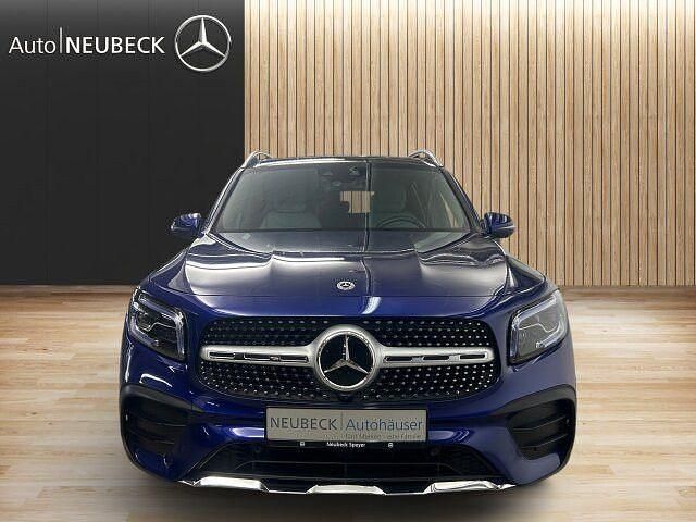 Galaxyblau Gebraucht 2023 Mercedes GLB220 AMG line SUV | 54.500 € (Teuer) - Bild 1/2