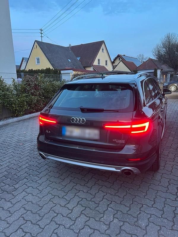 Gebraucht Audi A4 Allroad 252 PS (185 kW) 2018 Grün Kombi