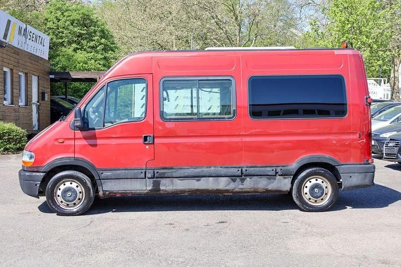 Second-hand Renault Master 90 CP (66 kW) 2001 Roșu Monovolum