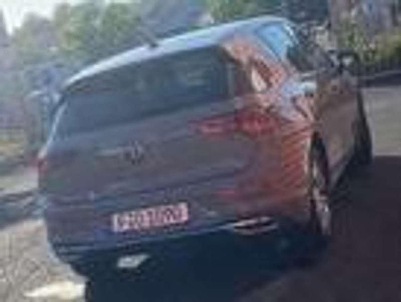 Gebraucht VW Golf VIII Move 150 PS (110 kW) 2024 Grau Limousine