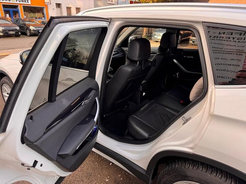 Gebraucht BMW X1 204 PS (150 kW) 2011 Weiß SUV