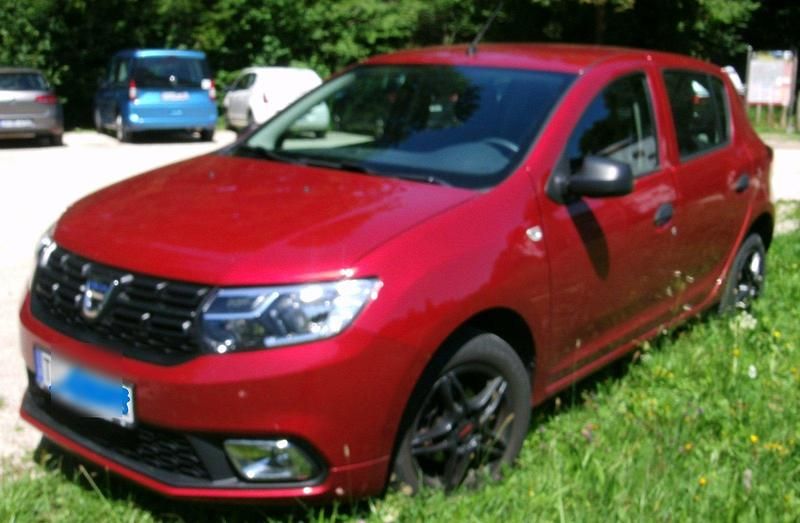 Rot Gebraucht 2020 Dacia Sandero Kleinwagen | 7.700 € (Superpreis) - Bild 1/4