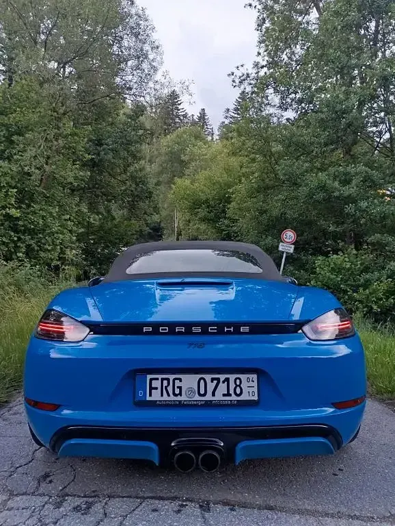 Gebraucht Porsche Boxster 300 PS (220 kW) 2022 Blau Cabrio
