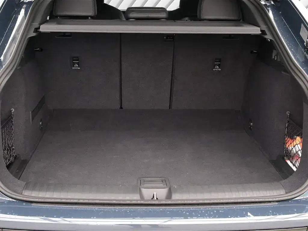 Gebraucht Audi Q6 Sportback e-tron Performance 225 kW (306 PS) 2026 Plasmablau metallic SUV