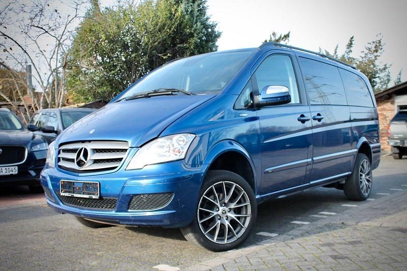 Gebraucht Mercedes Viano Edition 163 PS (119 kW) 2013 Blau Van / Kleinbus