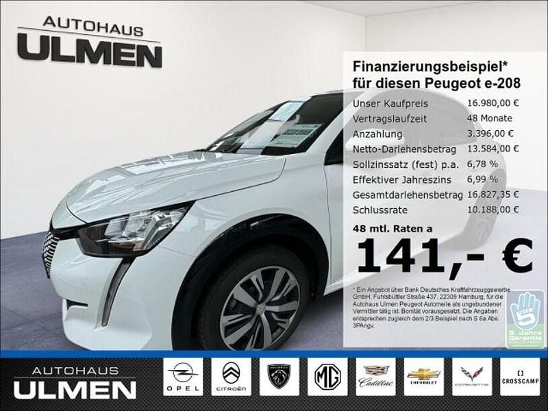 Weiß Gebraucht 2021 Peugeot e-208 Active Kleinwagen | 16.980 € (Fairer Preis) - Bild 1/4