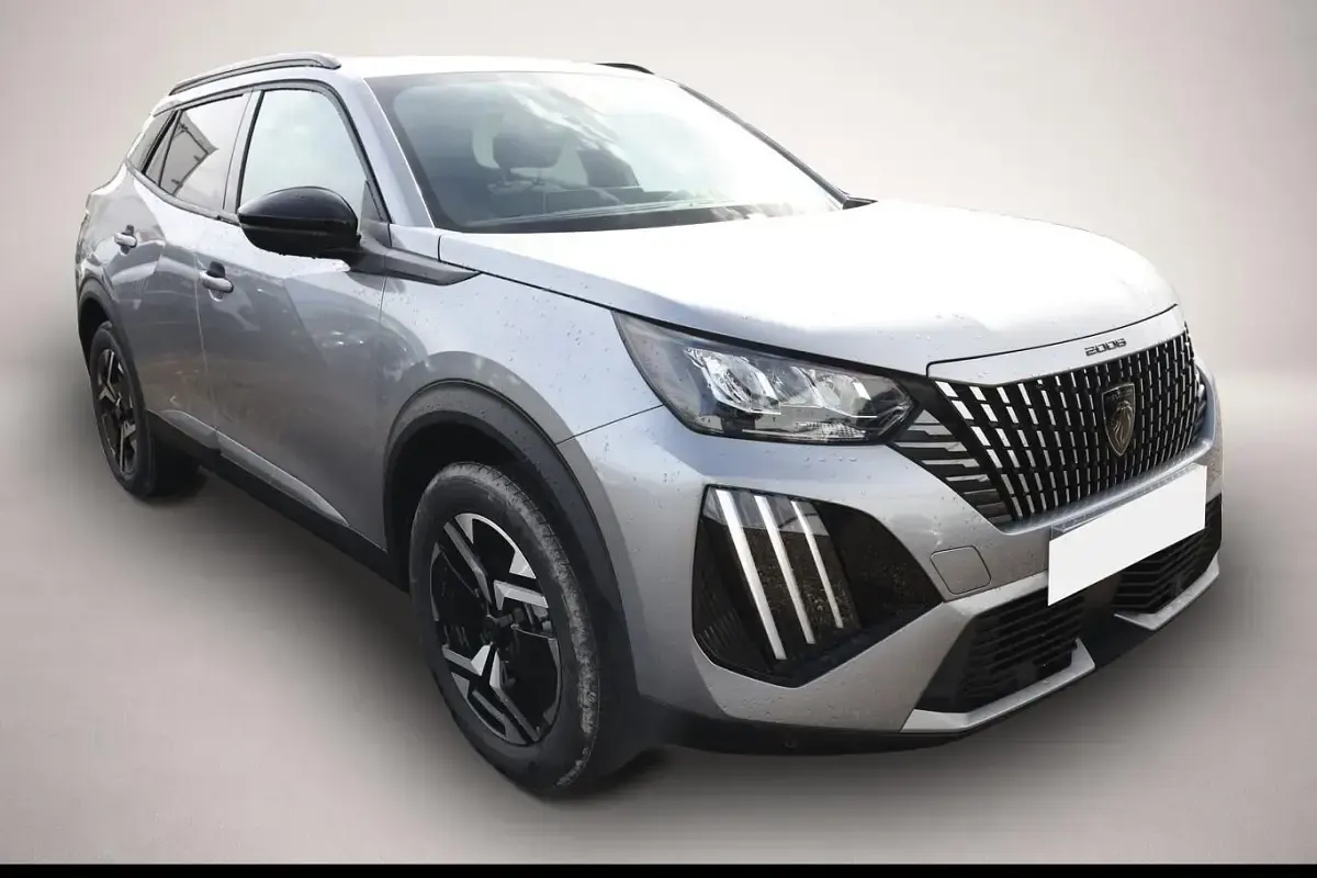 Neu Peugeot 2008 Allure 145 PS (106 kW) 2025 Manufacturer SUV