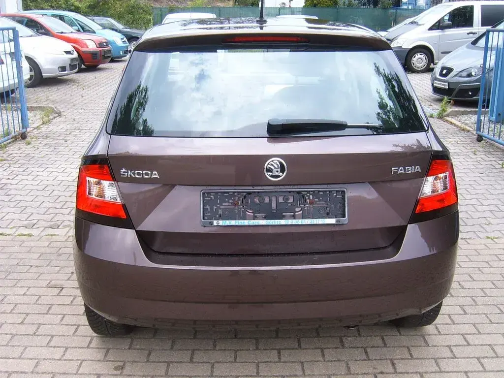 Gebraucht Skoda Fabia Ambition 110 PS (80 kW) 2016 Braun Limousine