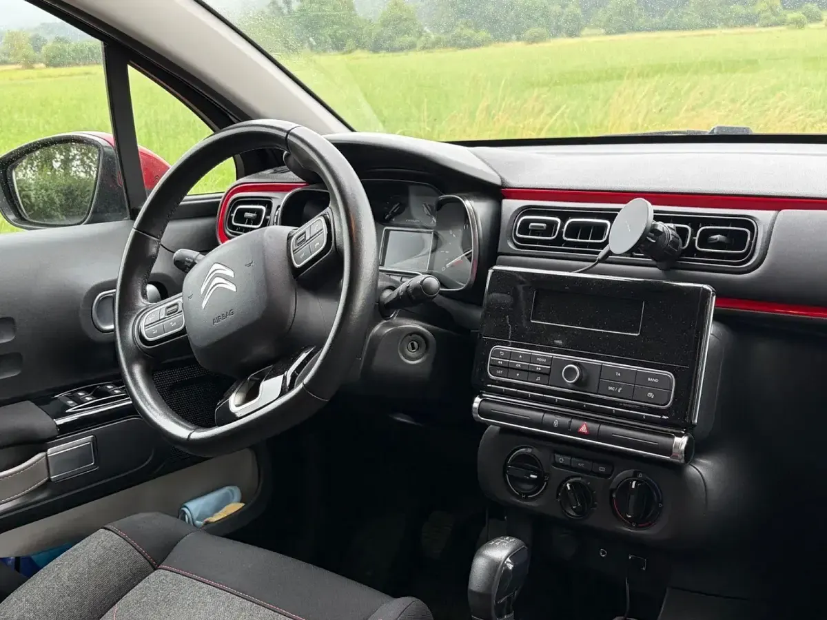 Gebraucht Citroën C3 Live 82 PS (60 kW) 2017 Schwarz Limousine