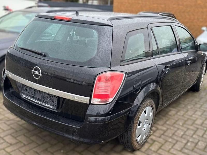Gebraucht Opel Astra Edition+ 105 PS (77 kW) 2005 Saphirschwarz mineraleffekt (metallic) Kombi