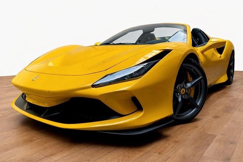 Gebraucht Ferrari F8 721 PS (530 kW) 2022 Gelb Cabrio