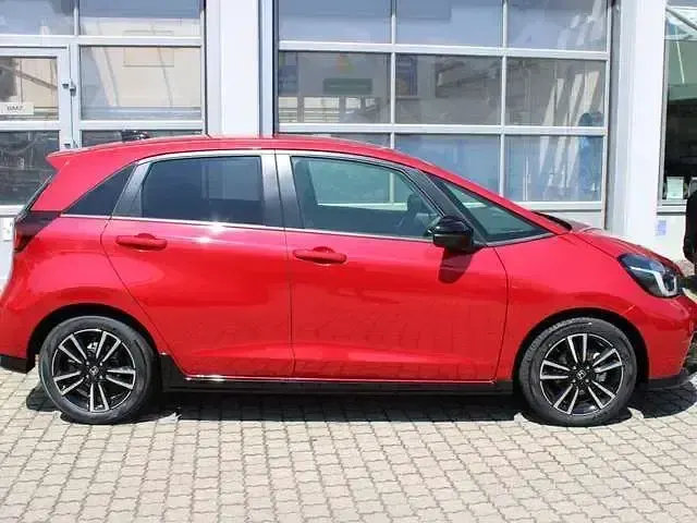 Gebraucht Honda Jazz Advance 122 PS (89 kW) 2025 Premium crystal red Kleinwagen