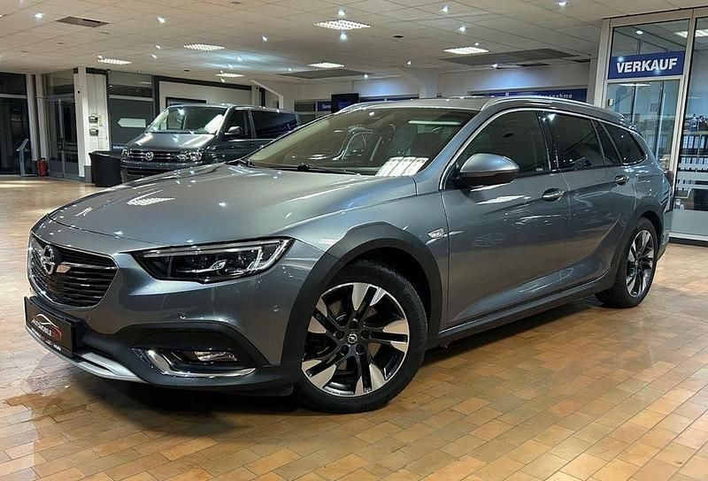 Gebraucht Opel Insignia Country Tourer Exklusiv 209 PS (153 kW) 2018 Grau Kombi