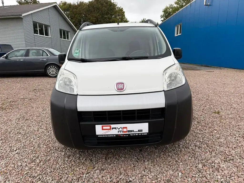Gebraucht Fiat Fiorino 75 PS (55 kW) 2010 Weiß Van / Kleinbus