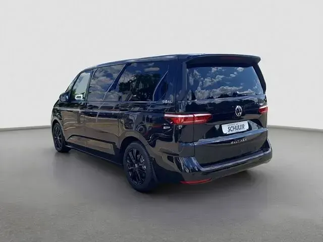 Gebraucht VW Multivan Goal 150 PS (110 kW) 2026 Schwarz (deep black perleffekt) Van / Kleinbus