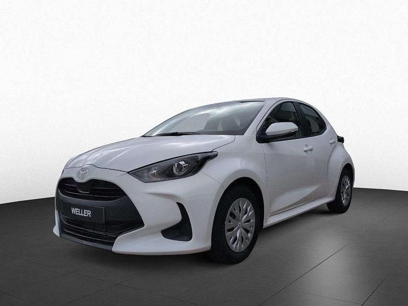 Schneeweiß (weiß) Neu 2025 Toyota Yaris Hybrid Comfort Kleinwagen | 21.290 € (Superpreis) - Bild 1/4