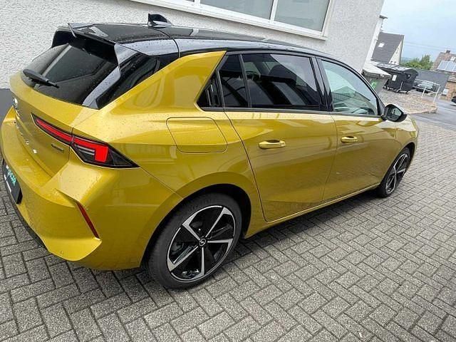 Gebraucht Opel Astra Elegance 181 PS (133 kW) 2023 Gelb Limousine