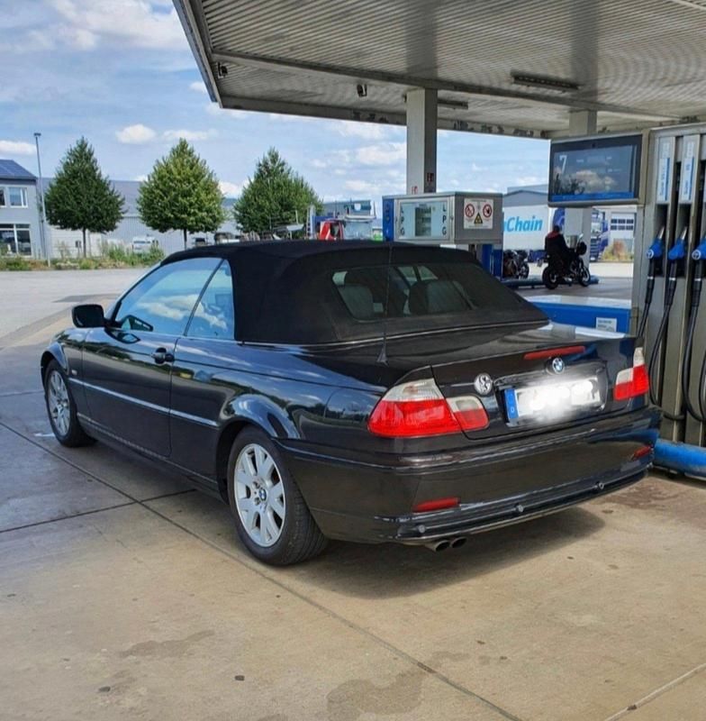 Schwarz Gebraucht 2000 BMW 325 Cabriolet Cabrio | 10.950 € (Fairer Preis) - Bild 1/3