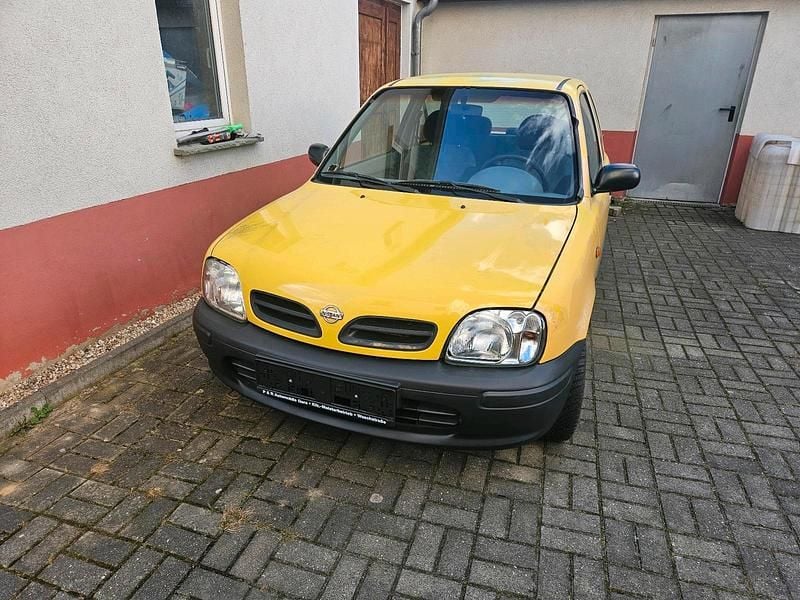 Gebraucht Nissan Micra 54 PS (39 kW) 2000 Gelb Kleinwagen
