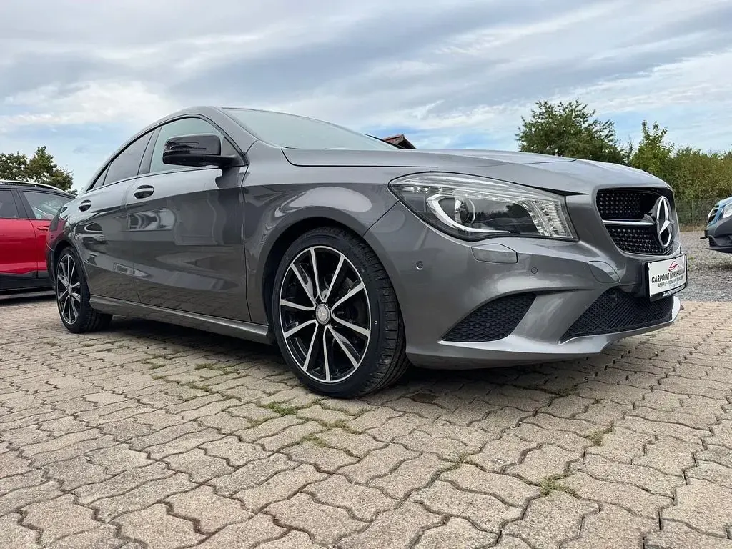 Gebraucht Mercedes CLA180 122 PS (89 kW) 2013 Grau Coupé