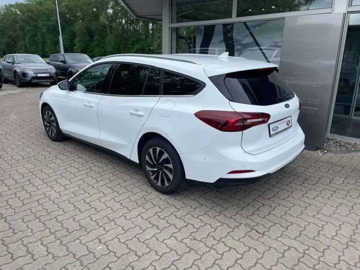 Gebraucht Ford Focus Titanium S 125 PS (91 kW) 2023 Frostweiß Kombi