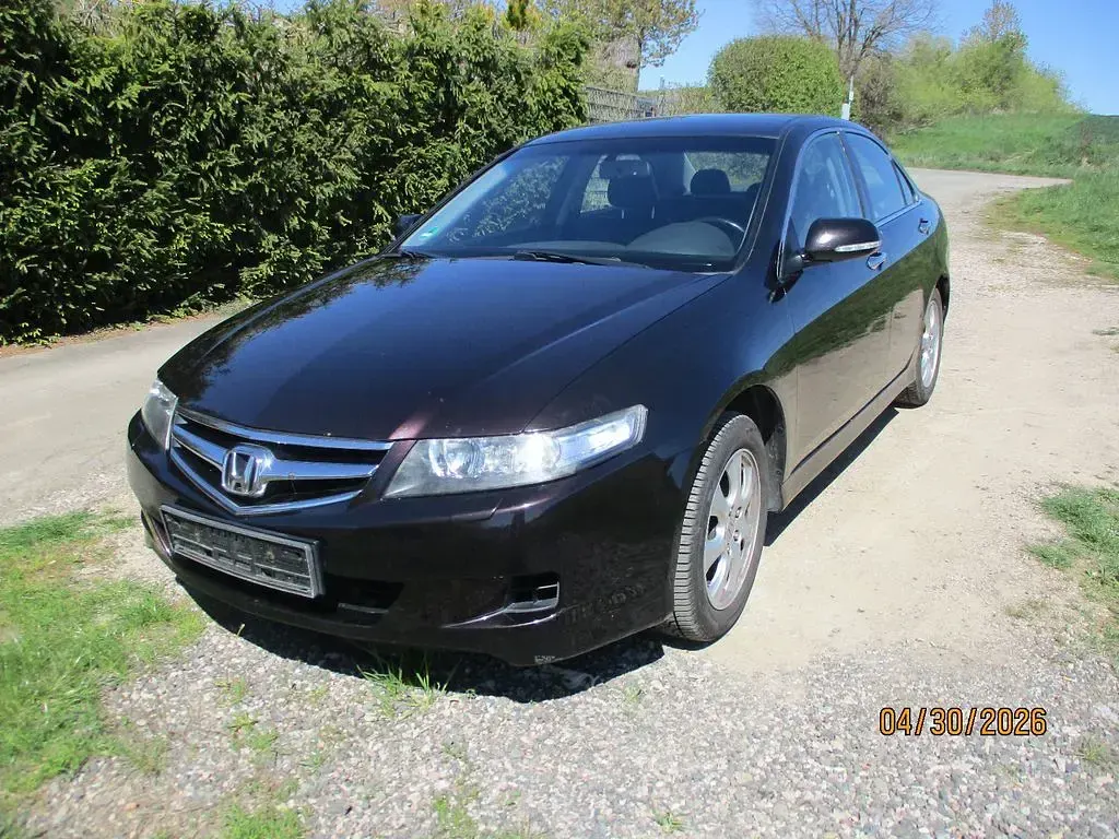 Gebraucht Honda Accord Executive 140 PS (102 kW) 2006 Braun Limousine