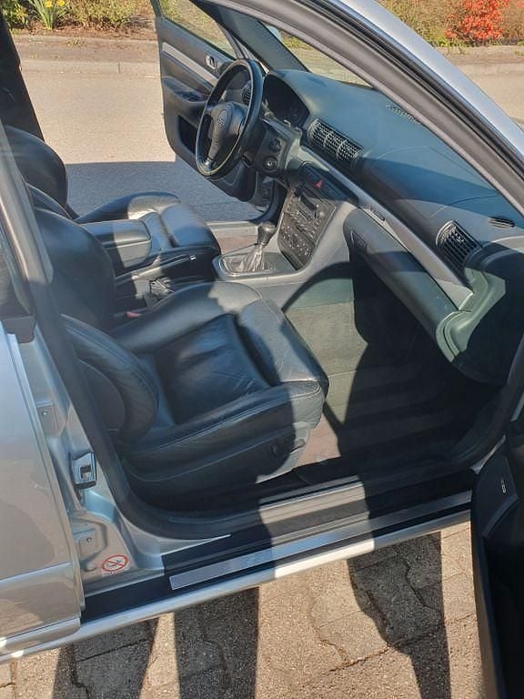 Gebraucht Audi S4 Sport 265 PS (194 kW) 2000 Grau Kombi