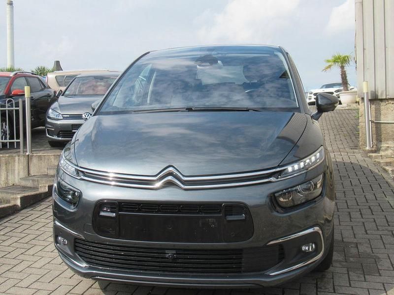 Grau Gebraucht 2017 Citroën C4 SpaceTourer Shine Van / Kleinbus | 12.890 € (Guter Preis) - Bild 1/4