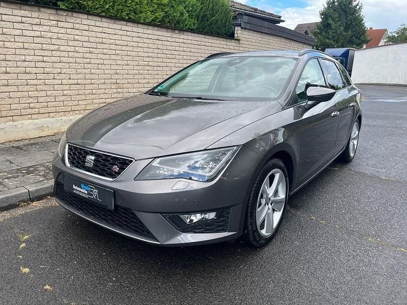Technic grey Gebraucht 2016 Seat Leon ST FR Kombi | 10.990 € (Guter Preis) - Bild 1/4