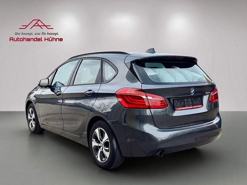 Gebraucht BMW 218 Active Tourer 136 PS (100 kW) 2015 Grau Van / Kleinbus