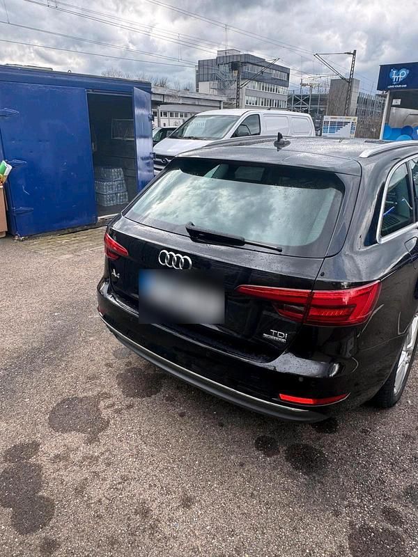 Gebraucht Audi A4 190 PS (139 kW) 2017 Schwarz Kombi