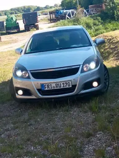 Usata Opel Signum 2008 Argento Utilitaria