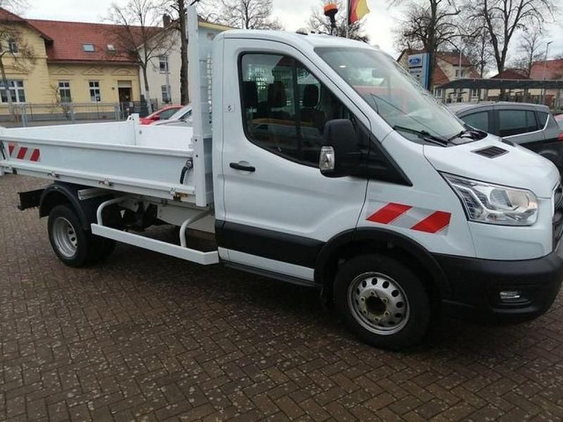 Gebraucht Ford Transit Trend 170 PS (125 kW) 2022 Frozen white Van