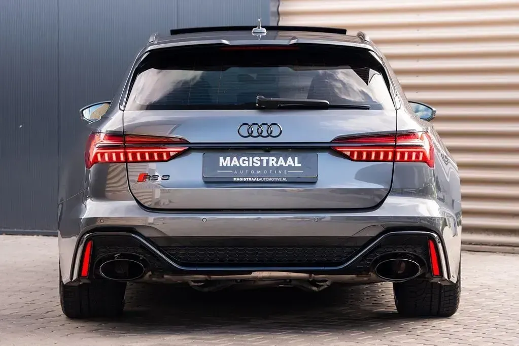 Gebraucht Audi RS6 600 PS (441 kW) 2022 Grau Kombi