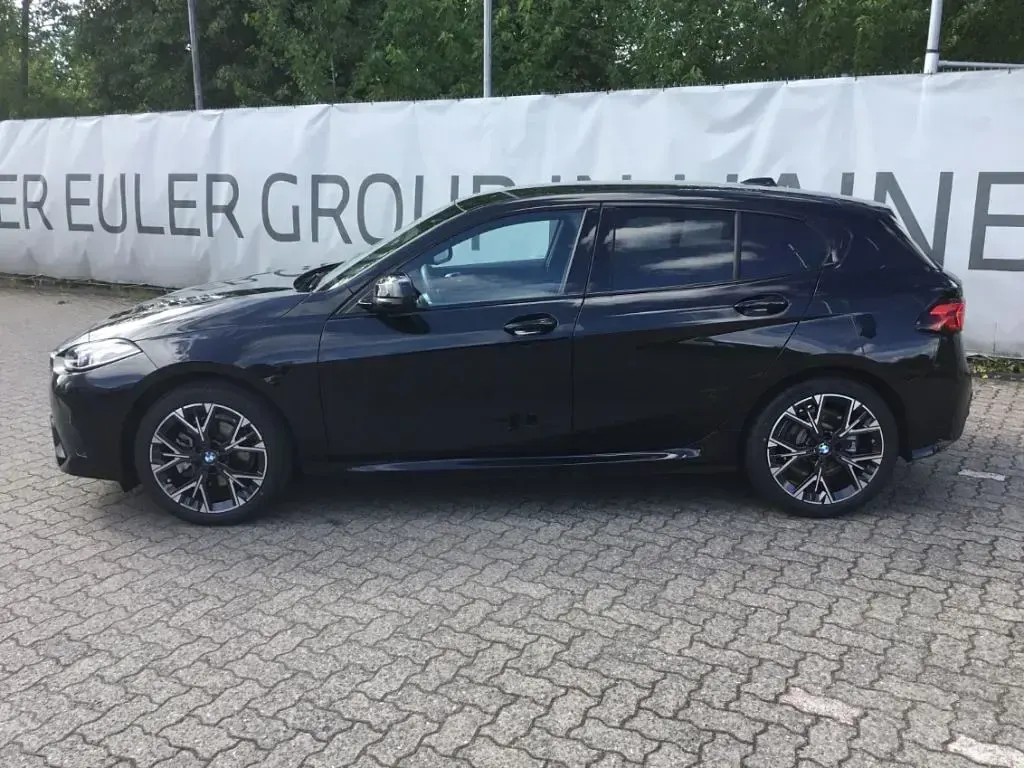 Gebraucht BMW 120 Efficient Dynamics 156 PS (114 kW) 2025 Schwarz Kleinwagen