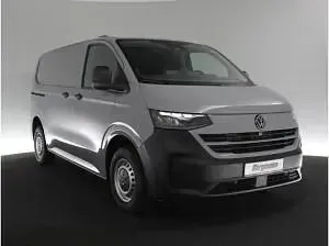 Neu VW T7 150 PS (110 kW) 2026 Grau (grau / stone grey) Van