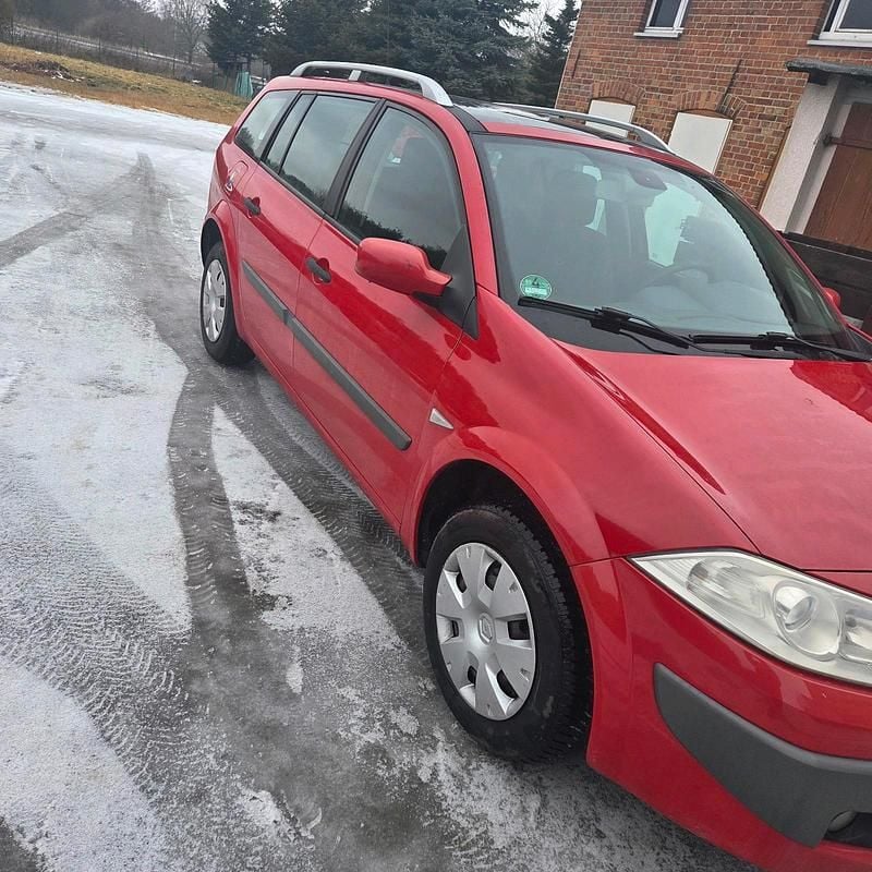 Gebraucht Renault Mégane GrandTour 111 PS (81 kW) 2008 Rot Kombi