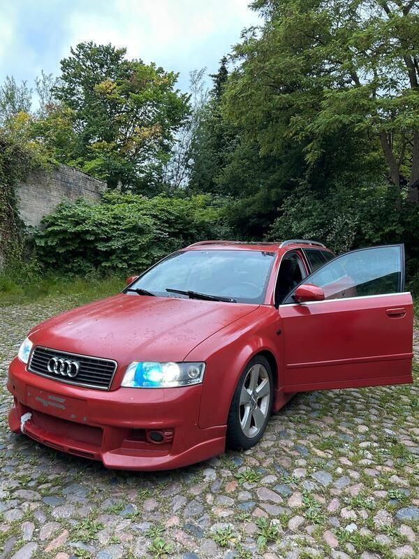 Andere außenfarben Gebraucht 2001 Audi A4 Limousine | 750 € (Guter Preis) - Bild 1/4