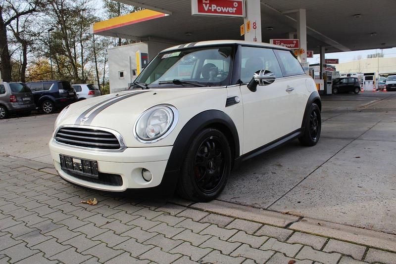 Beige Gebraucht 2010 Mini Cooper Kleinwagen | 4.499 € - Bild 1/4