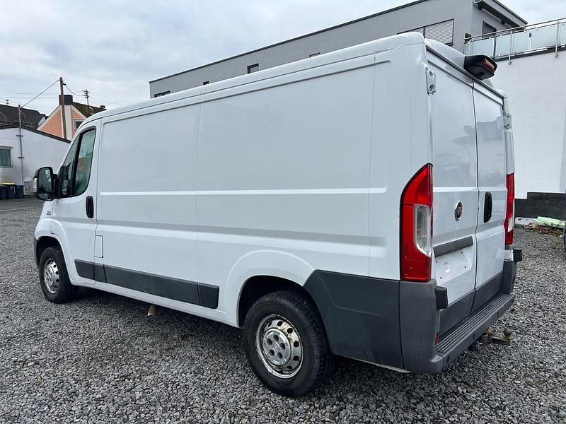 Gebraucht Fiat Ducato 131 PS (96 kW) 2015 Weiß Van
