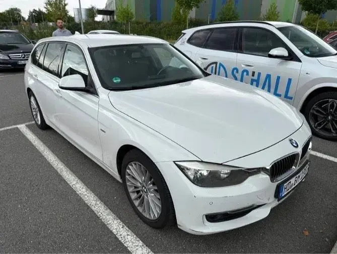 Gebraucht BMW 318 Luxury Line 143 PS (105 kW) 2013 Weiß Kombi