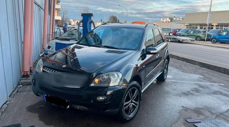 Gebraucht Mercedes ML320 Edition 224 PS (164 kW) 2008 Schwarz SUV