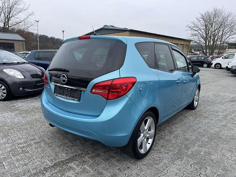Gebraucht Opel Meriva Edition 140 PS (102 kW) 2010 Aquamarin mi2 Van / Kleinbus