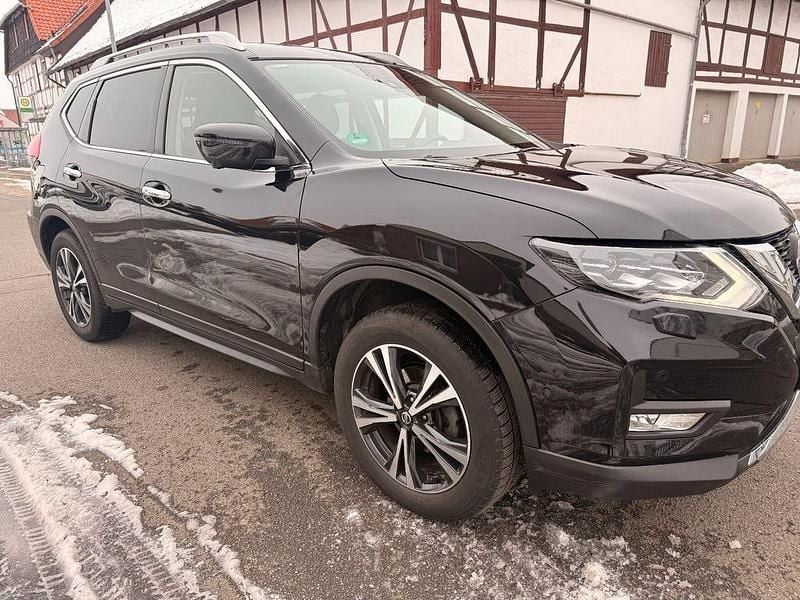 Schwarz Gebraucht 2020 Nissan X-Trail N-Connecta SUV | 17.299 € (Guter Preis) - Bild 1/4