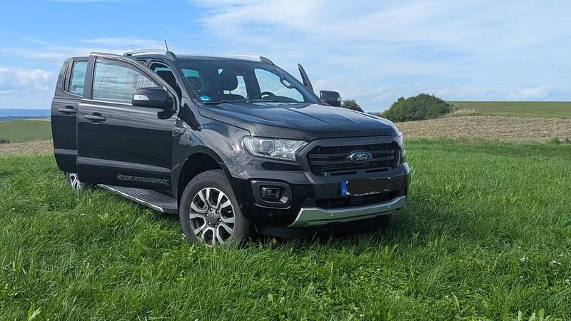 Schwarz Gebraucht 2021 Ford Ranger Wildtrack Abholung | 31.990 € (Fairer Preis) - Bild 1/4