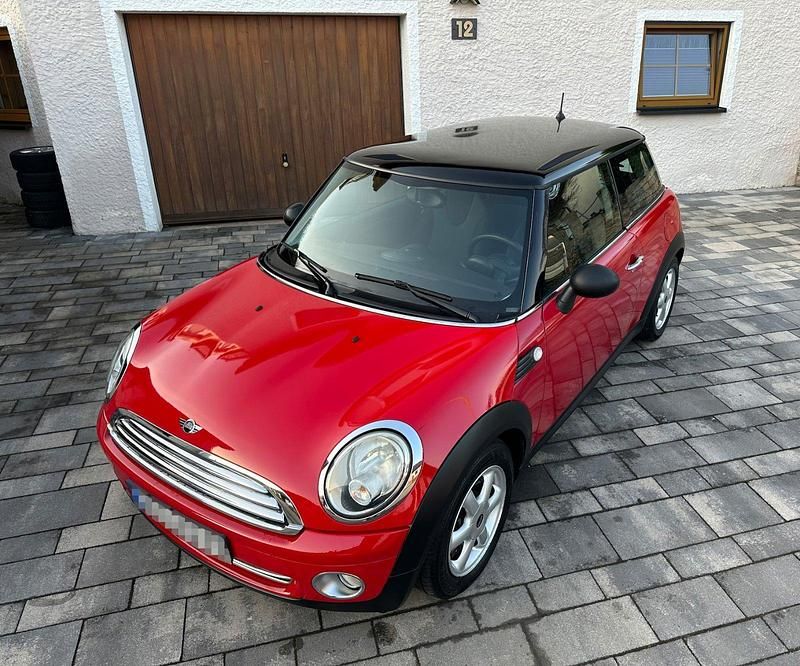 Gebraucht Mini ONE 95 PS (69 kW) 2007 Rot Kleinwagen