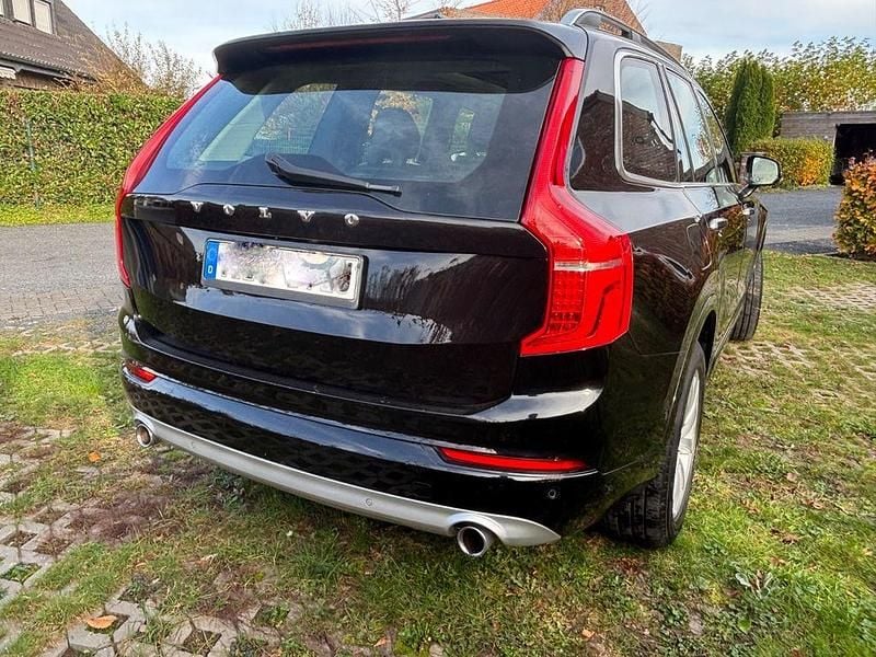Gebraucht Volvo XC90 Momentum 235 PS (172 kW) 2017 Schwarz SUV